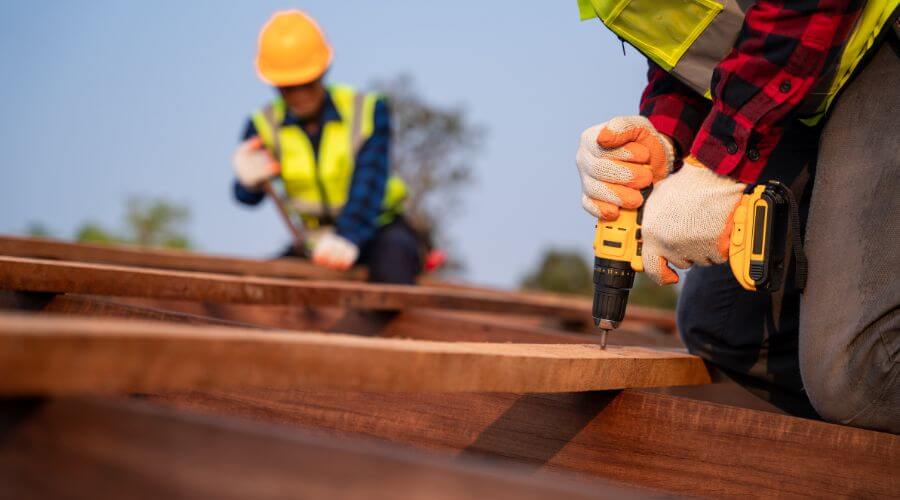 Expert Emergency Roof Repairs services in Simms, TX